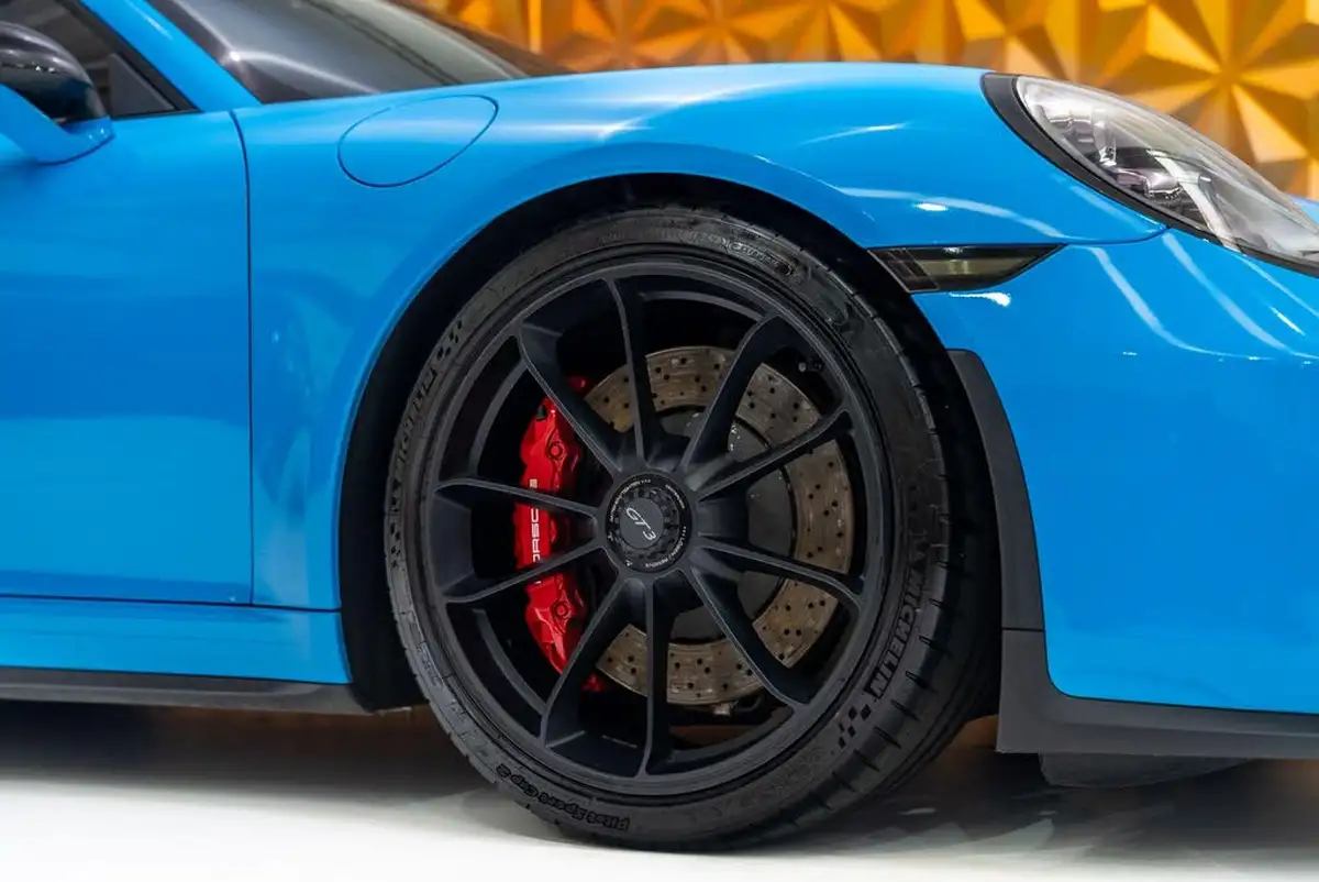 2018-porsche-911-40-gt3-pdk-big-25