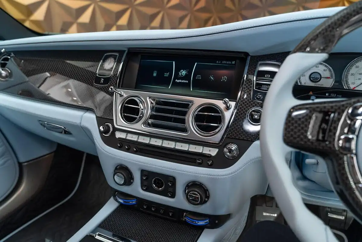 2024-rolls-royce-wraith-66-big-33