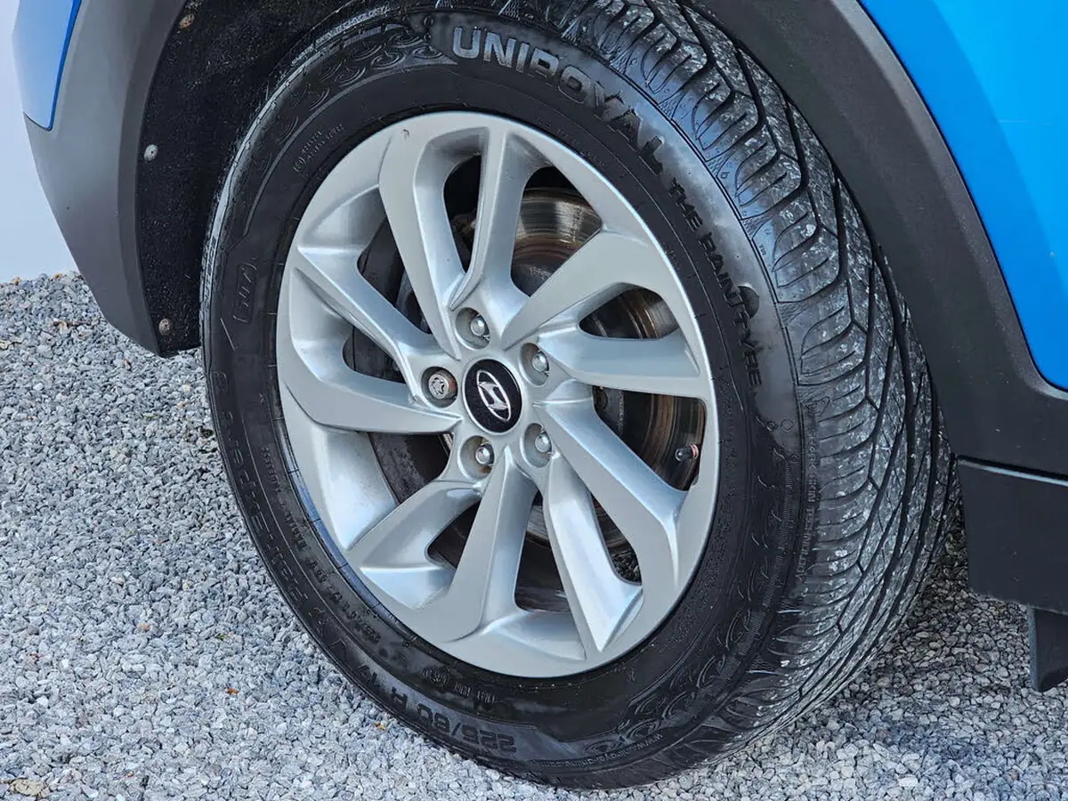 2015-hyundai-tucson-17crdi-blue-drive-se-nav-big-19