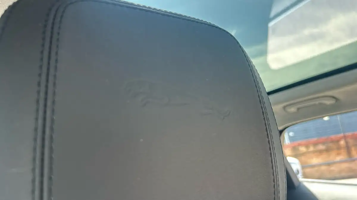 2018-jaguar-f-pace-20i-portfolio-250ps-awd-1997cc-big-27