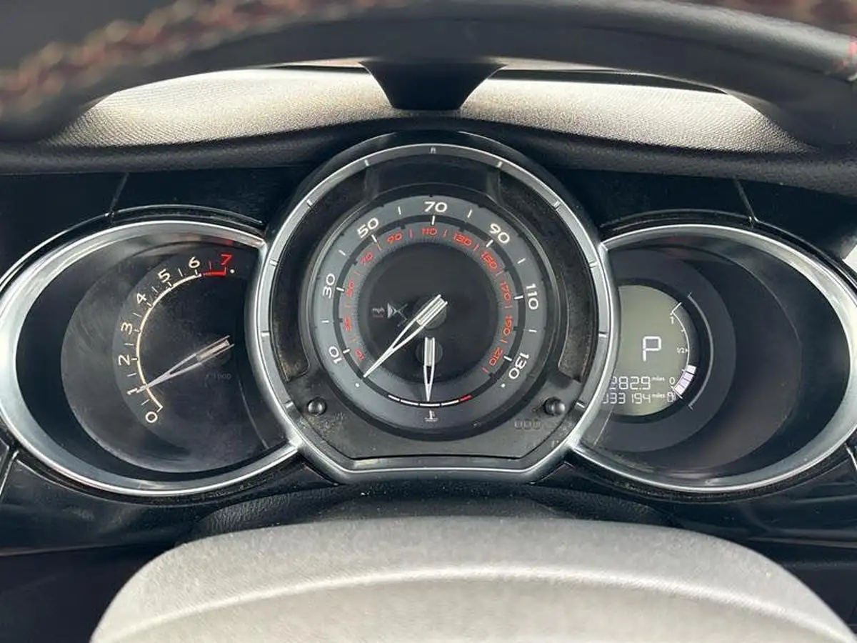 2019-ds-ds-3-12-puretech-performance-line-big-5