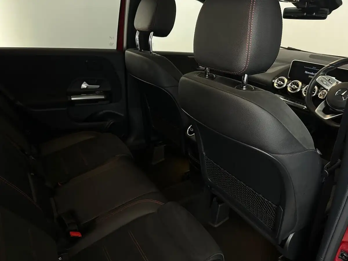 2020-mercedes-benz-b-class-13-b200-amg-line-premium-plus-big-18