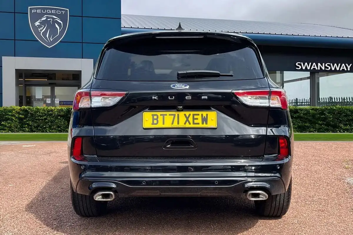 2021-ford-kuga-15t-st-line-edition-big-3