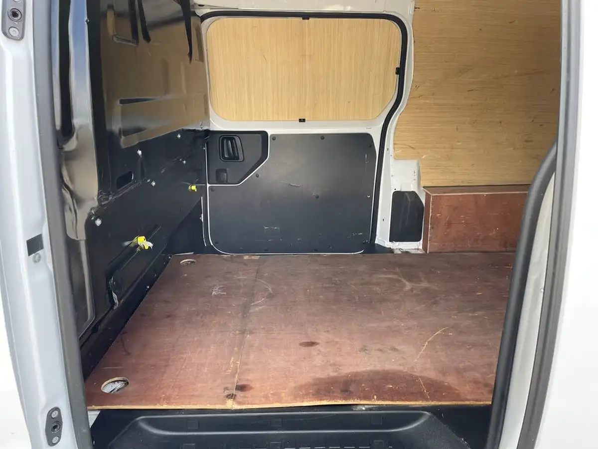 2022-vauxhall-vivaro-15td-2900-l2h1-sportive-big-10