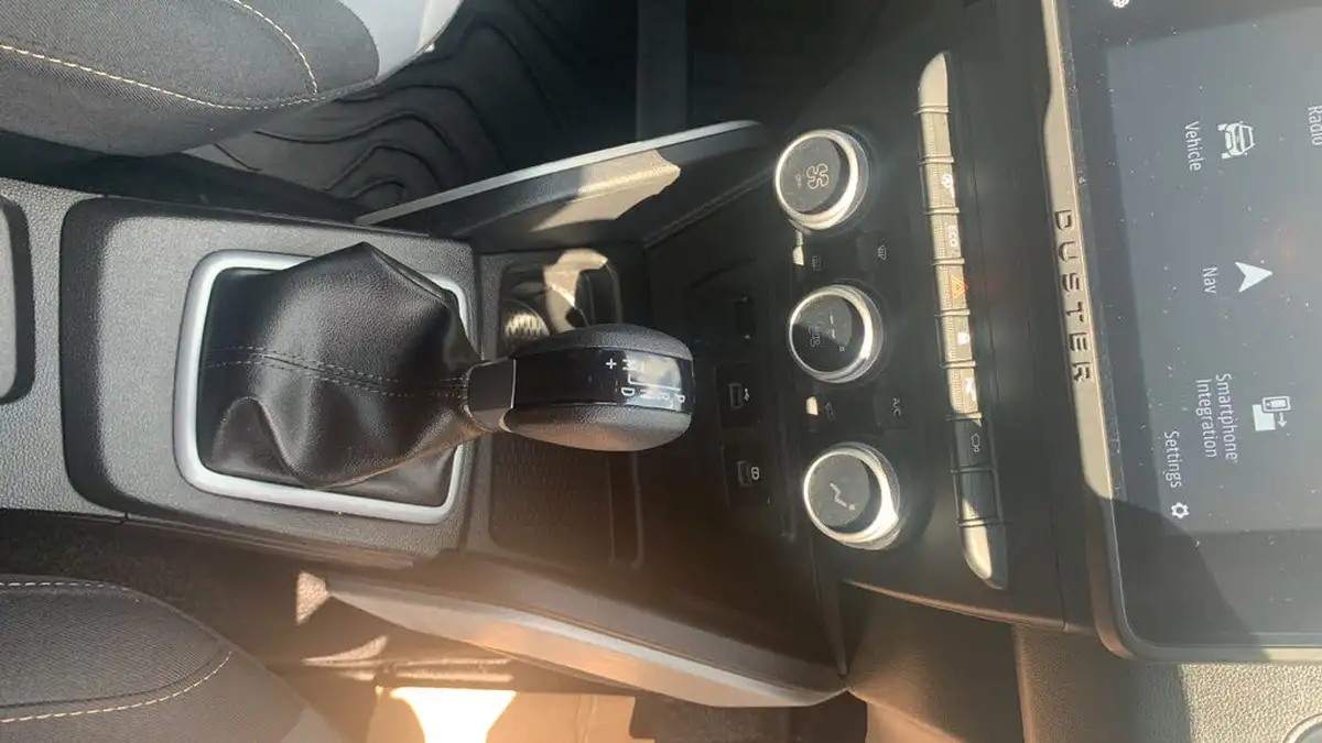 2023-dacia-duster-13-tce-extreme-150bhp-edc-big-19