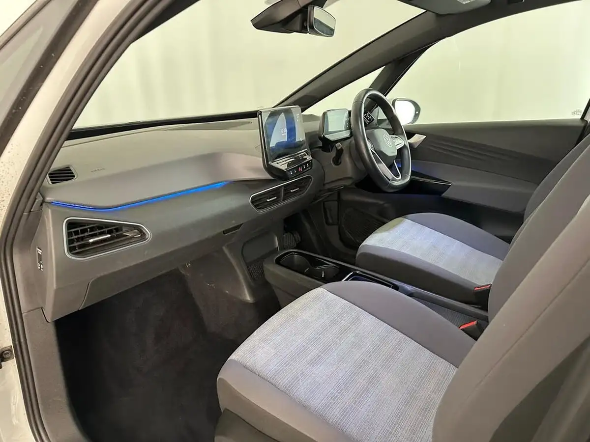 2021-volkswagen-id3-e-life-204ps-58kwh-pro-performance-big-15