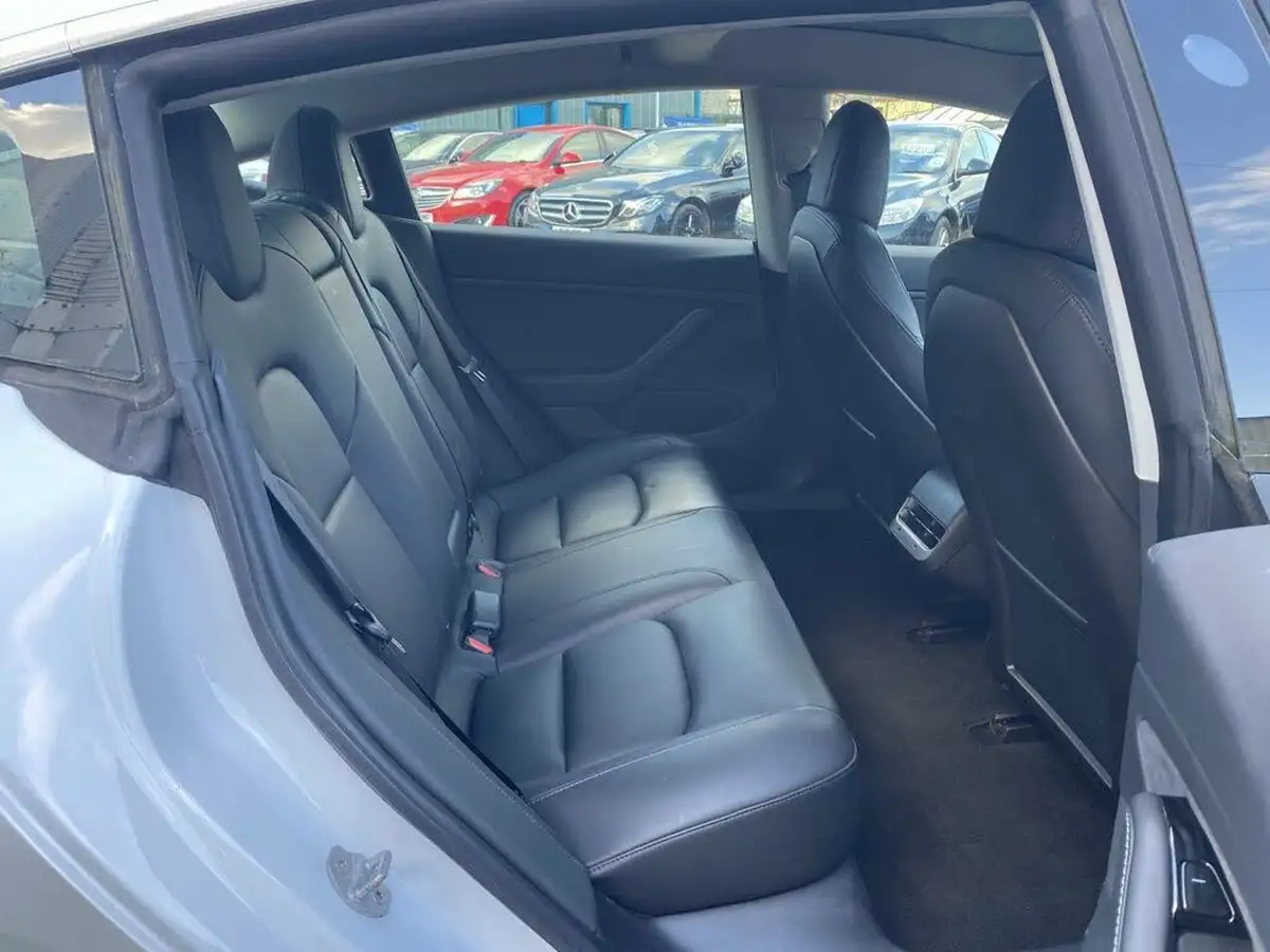 2020-tesla-model-3-e-standard-plus-big-18