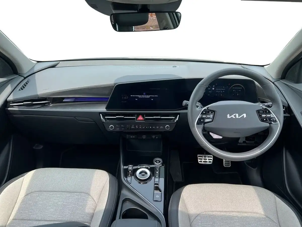 2025-kia-niro-ev-e-4-big-12