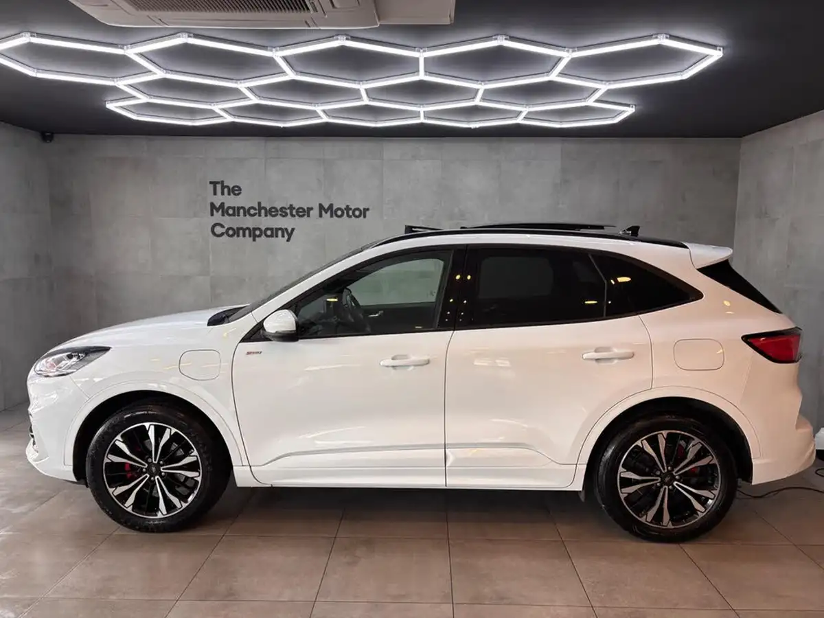 2022-ford-kuga-25t-st-line-x-edition-225ps-phev-big-16