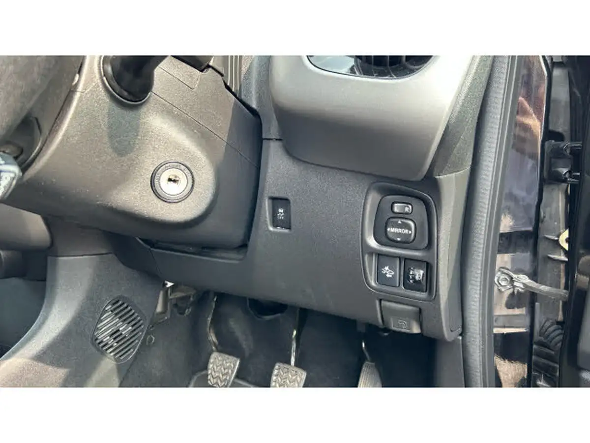 2021-toyota-aygo-10-vvt-i-x-play-tss-big-24