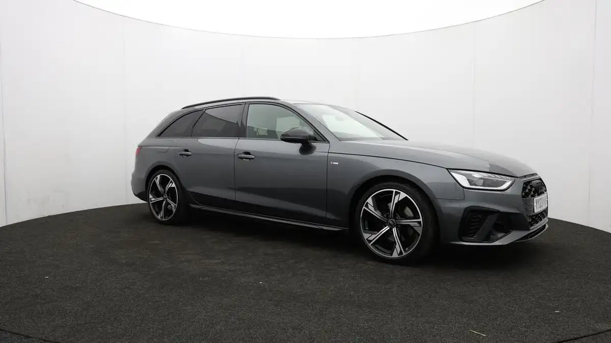 2023-audi-a4-avant-20-35-tdi-black-edition-big-39