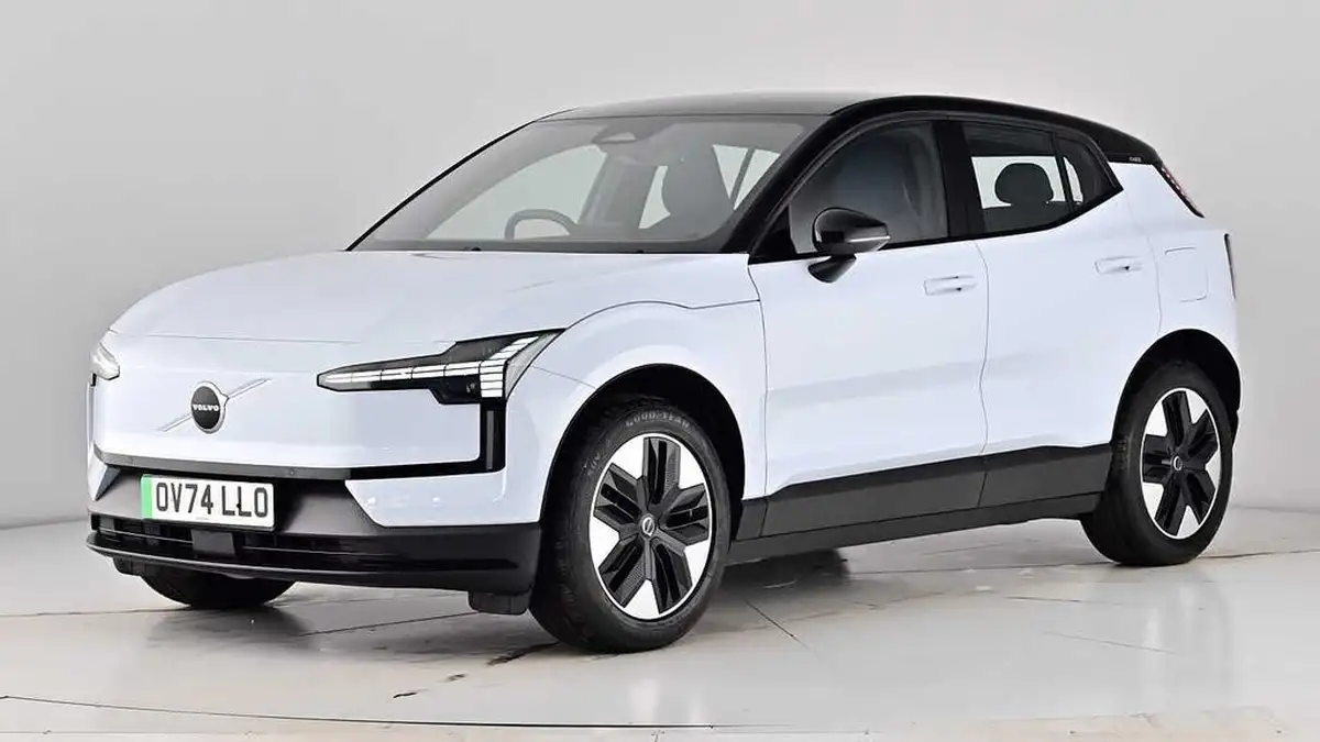 2024-volvo-ex30-e-single-motor-plus-big-3