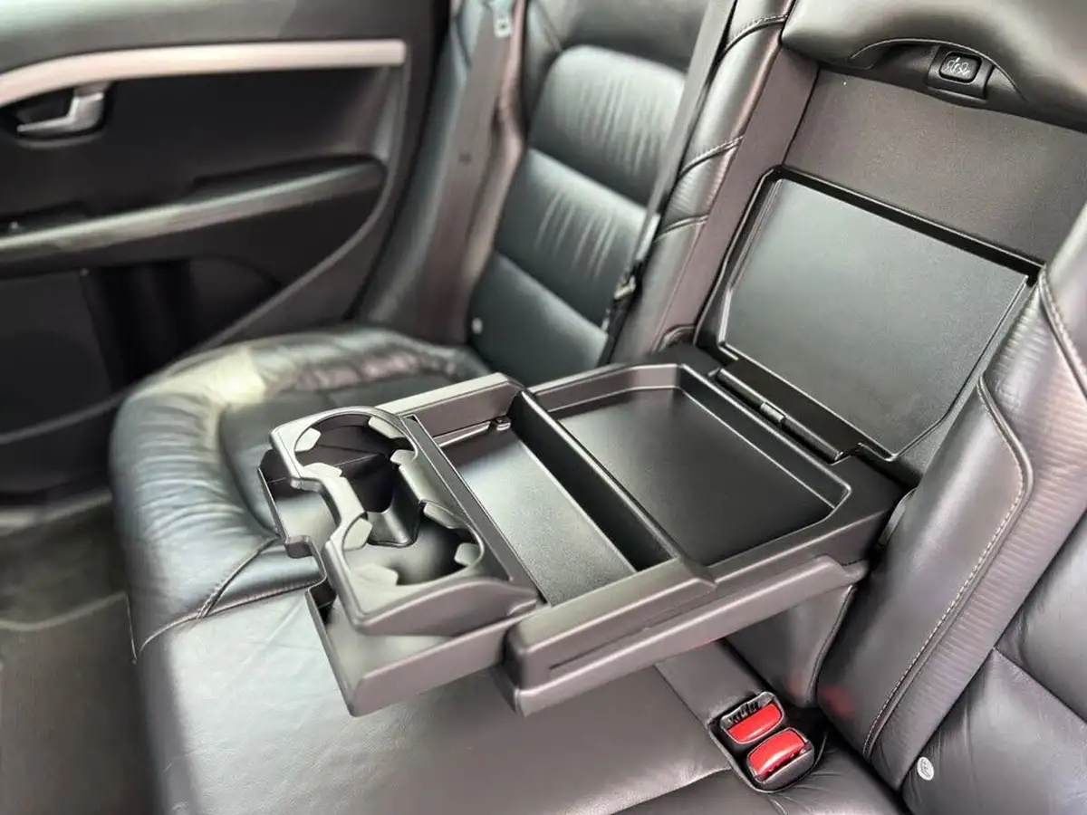 2013-volvo-v70-16td-d2-r-design-big-17