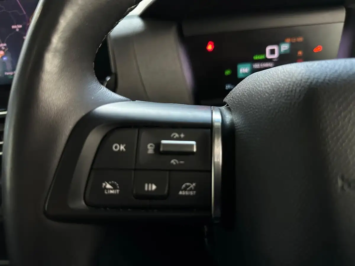 2022-citroen-c4-e-shine-plus-big-25