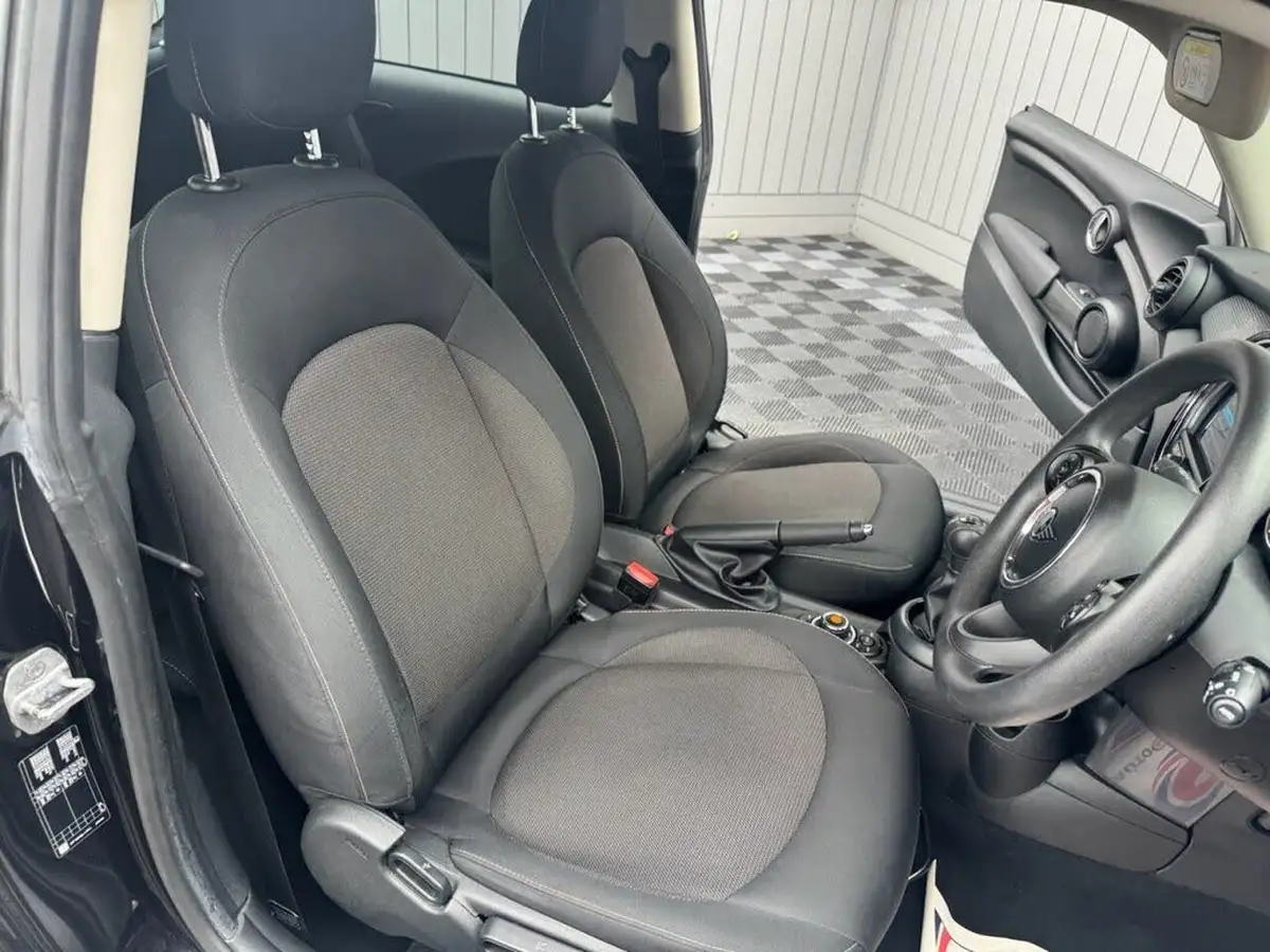 2018-mini-cooper-15-cooper-classic-ss-hatchback-3d-big-25