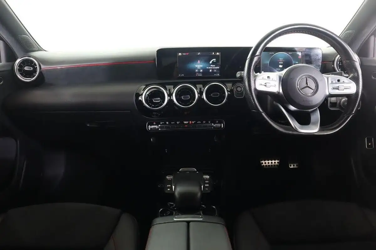 2021-mercedes-benz-a-class-13-a250e-amg-line-hatchback-5d-big-12