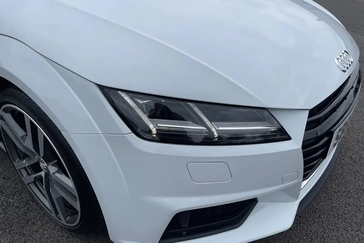 2015-audi-tt-coupe-20-tdi-s-line-big-16