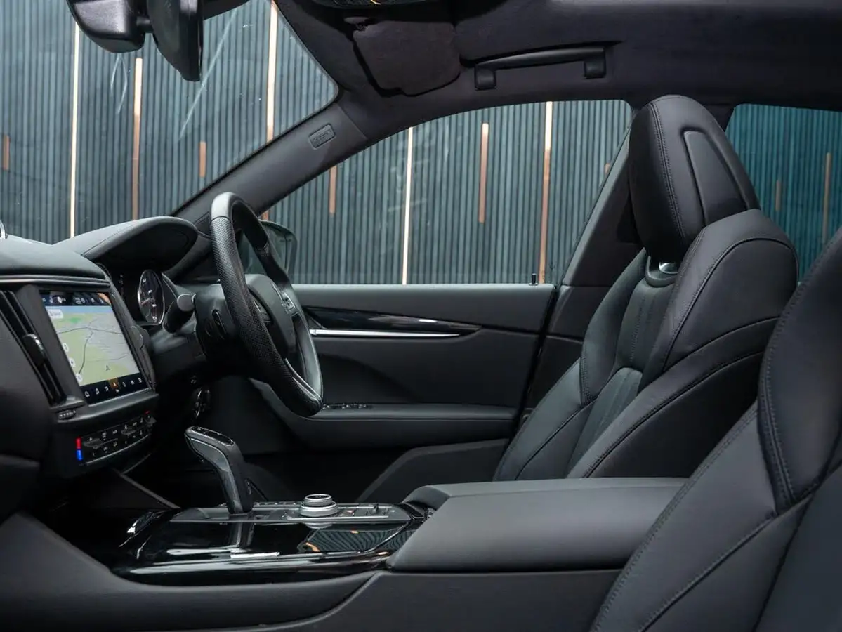 2022-maserati-levante-20-gt-big-42