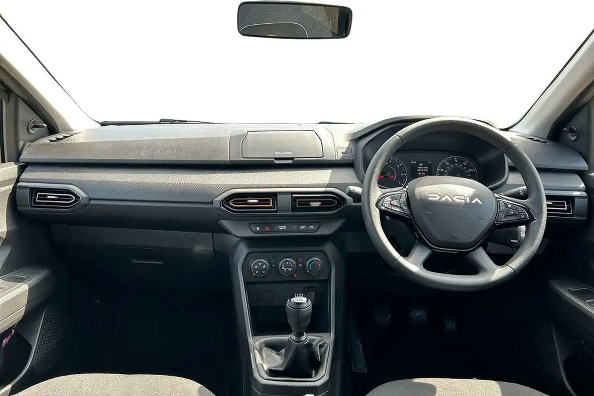 2023-dacia-sandero-10-tce-essential-90bhp-big-7
