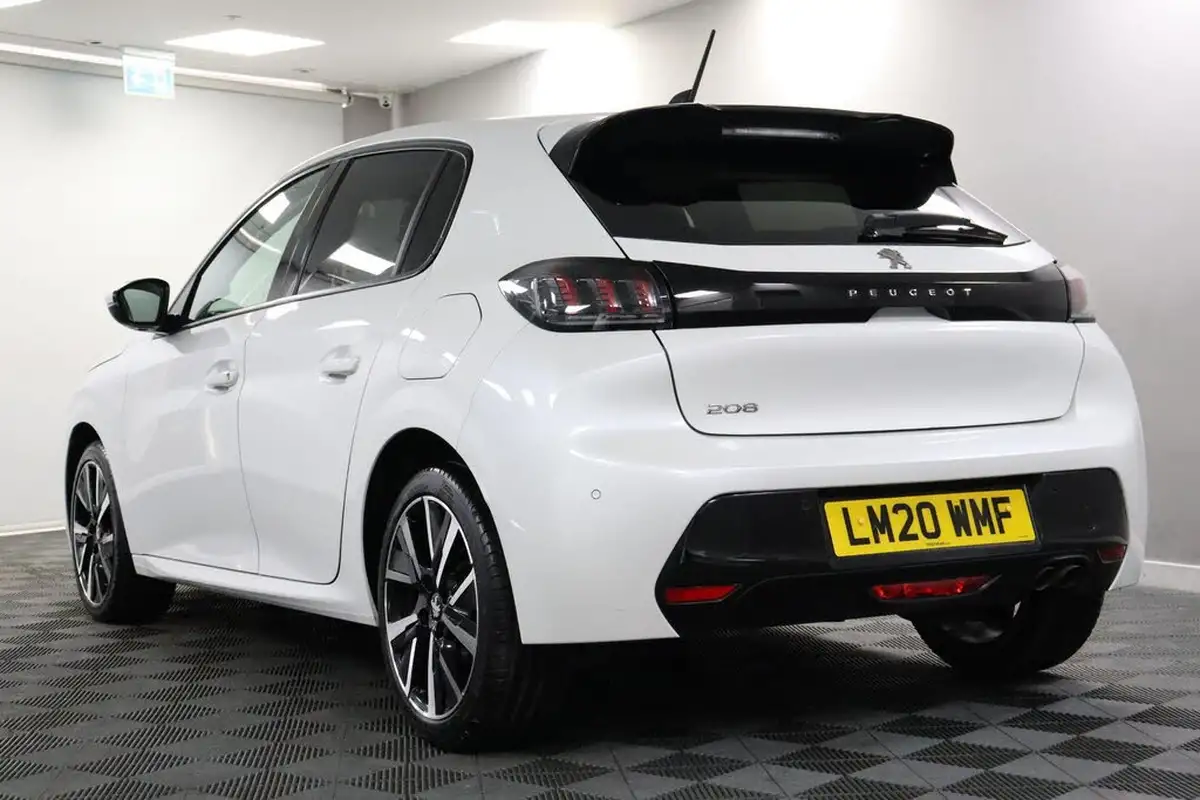 2020-peugeot-208-12-puretech-allure-130bhp-eat8-big-22