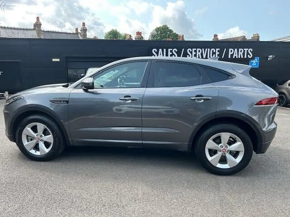 2019-jaguar-e-pace-20-i4-r-dynamic-s-200ps-big-3