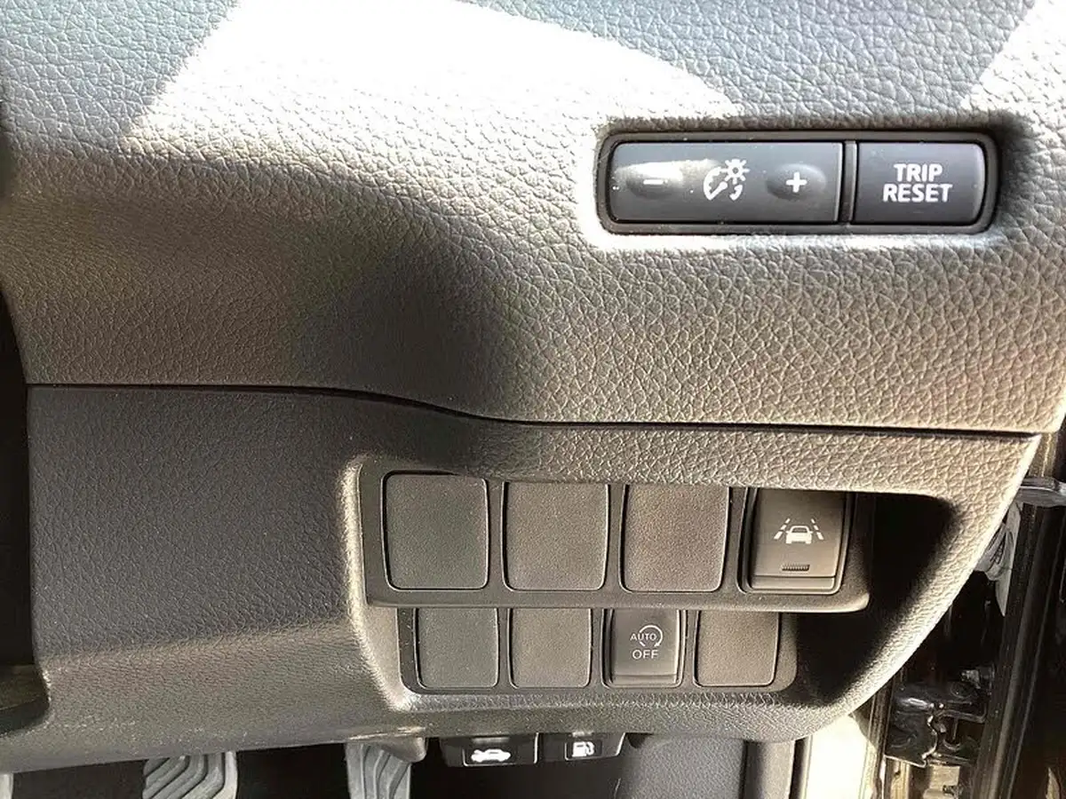 2019-nissan-qashqai-13-dig-t-n-motion-140ps-big-32
