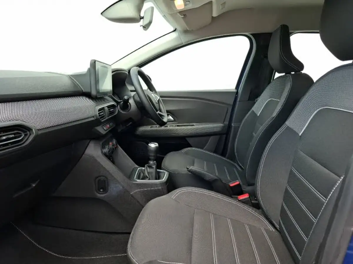 2022-dacia-sandero-10-tce-comfort-90bhp-big-4