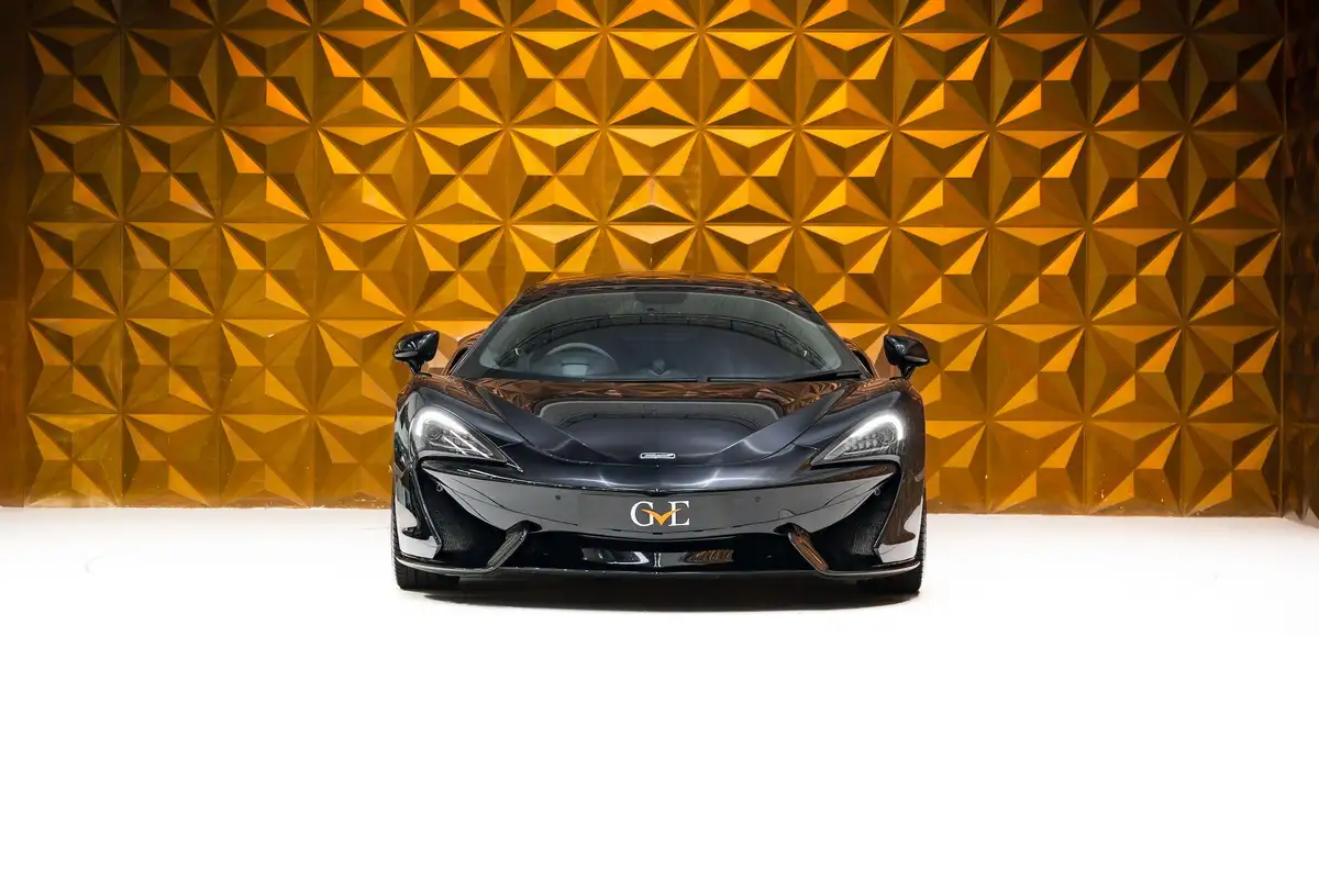 2018-mclaren-570gt-38-big-2