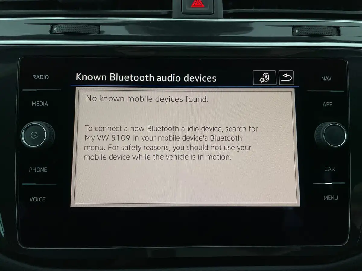 2021-volkswagen-tiguan-15-tsi-r-line-big-20