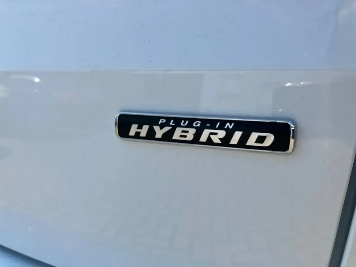 2022-ford-kuga-25t-st-line-x-edition-225ps-phev-big-34