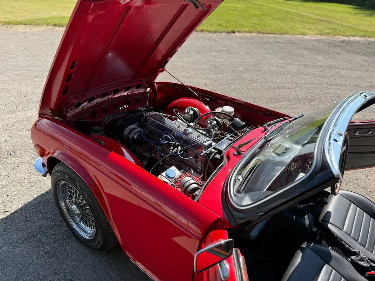 1971-triumph-tr6-convertible-big-29