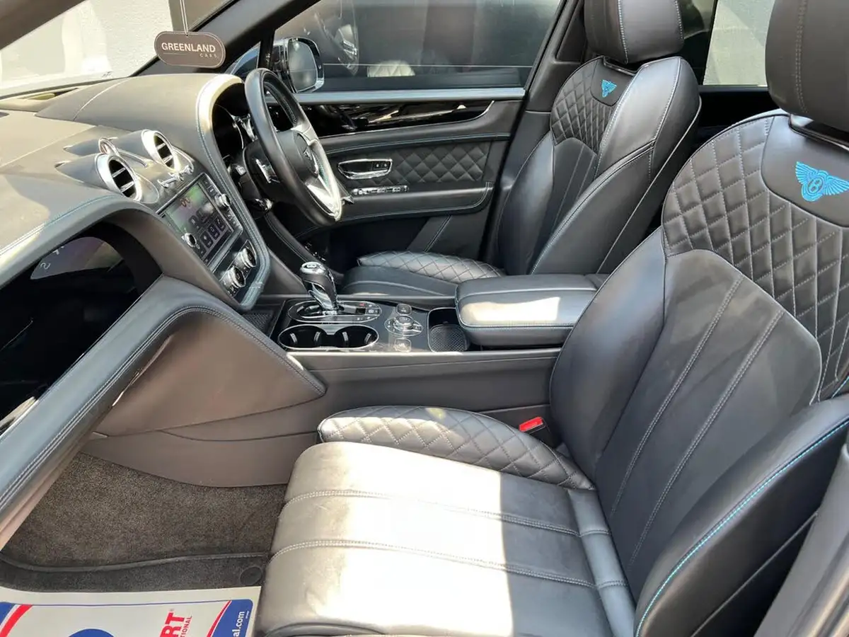2017-bentley-bentayga-60-w12-big-60