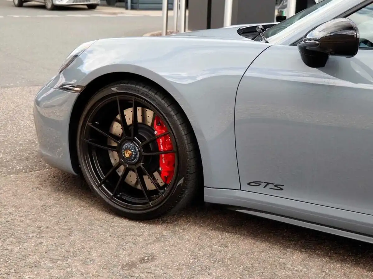 2024-porsche-911-30-carrera-4-gts-480ps-coupe-2981cc-pdk-big-34