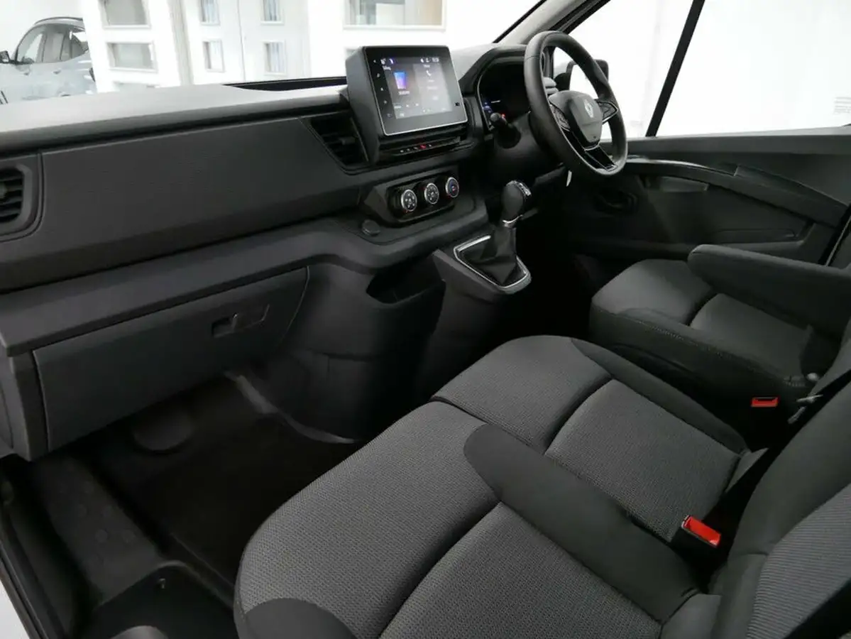 2024-renault-trafic-20dci-ll30-150-advance-big-19
