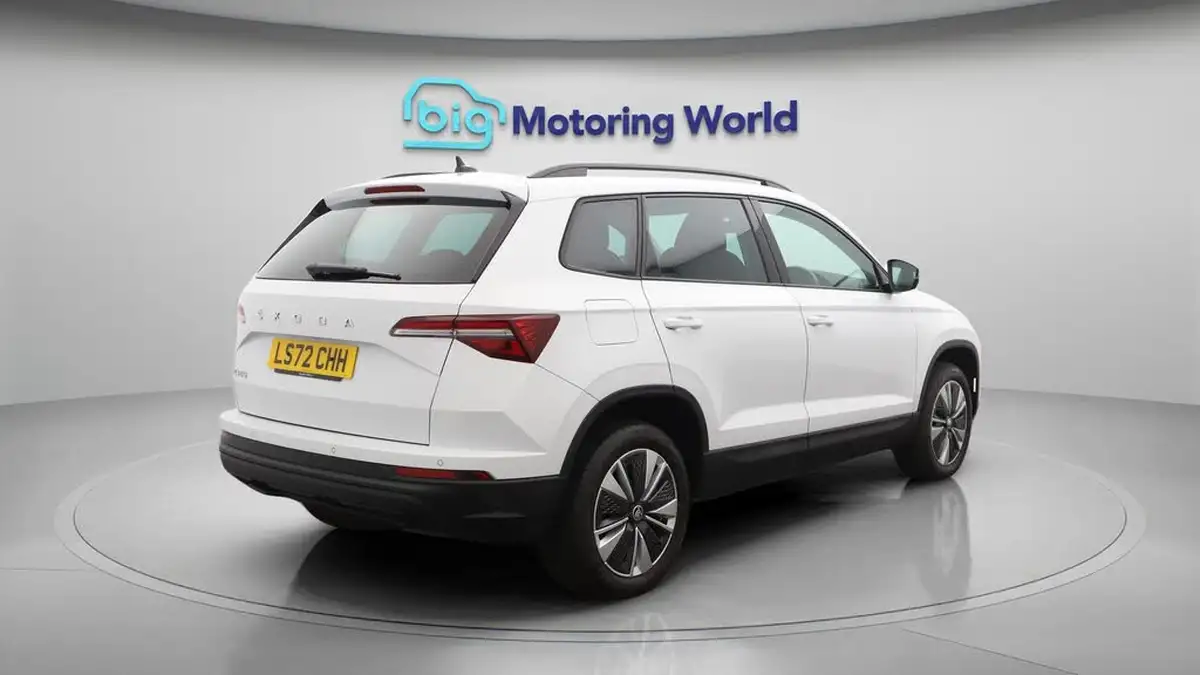 2022-skoda-karoq-15-tsi-se-drive-dsg-big-7