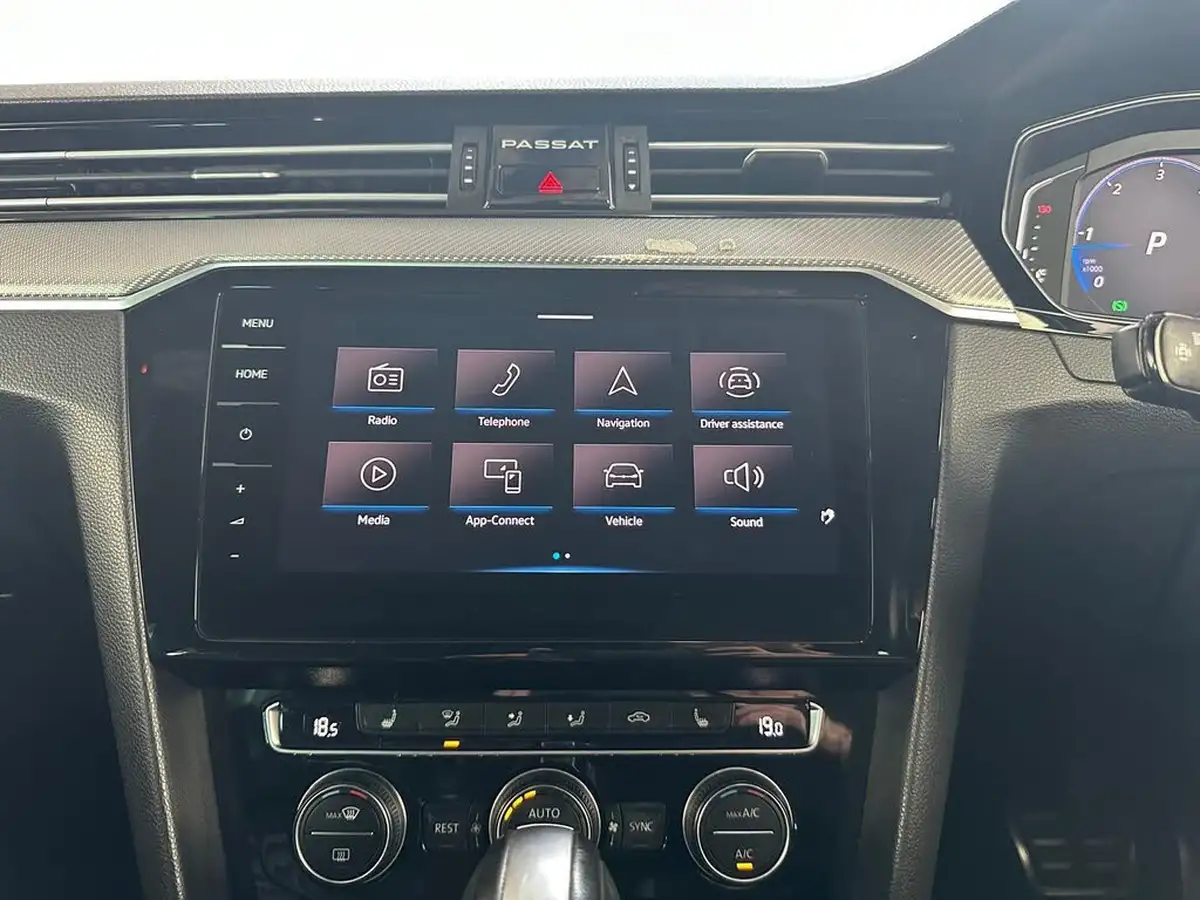 2019-volkswagen-passat-20tdi-r-line-190ps-scr-estate-5d-dsg-big-49