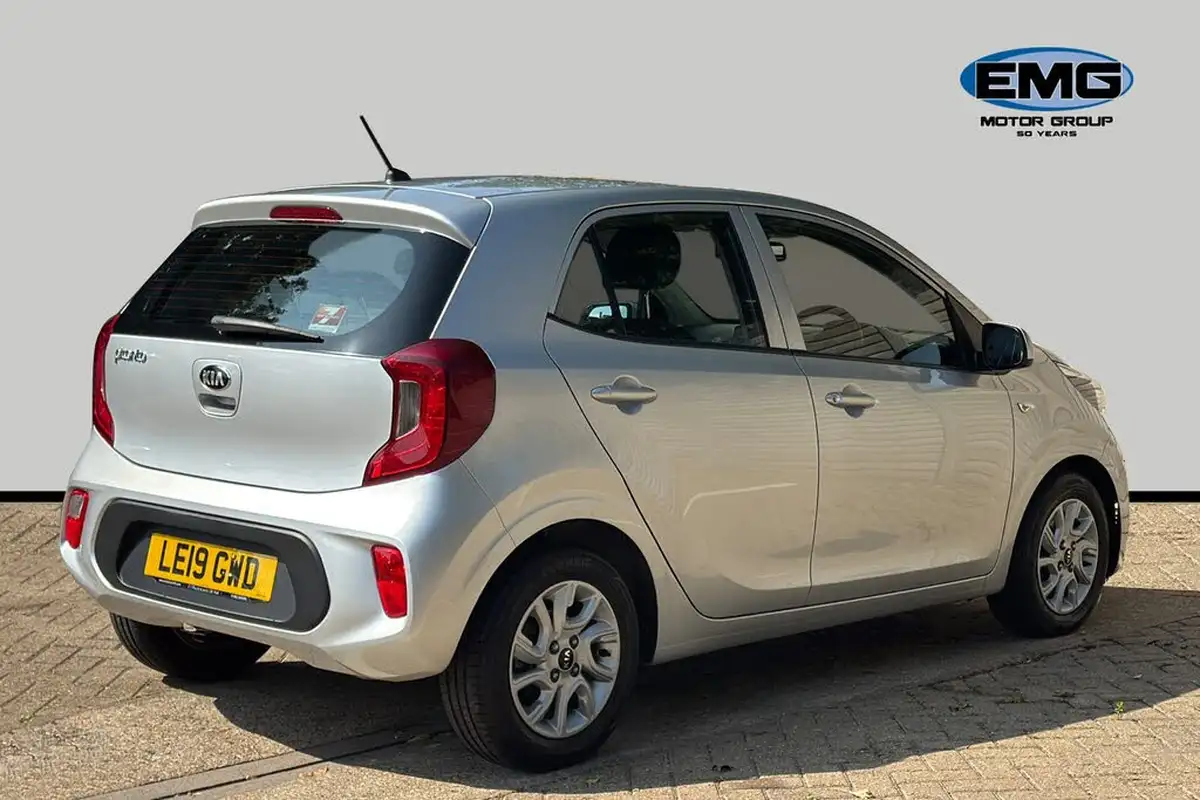 2019-kia-picanto-10-2-big-6