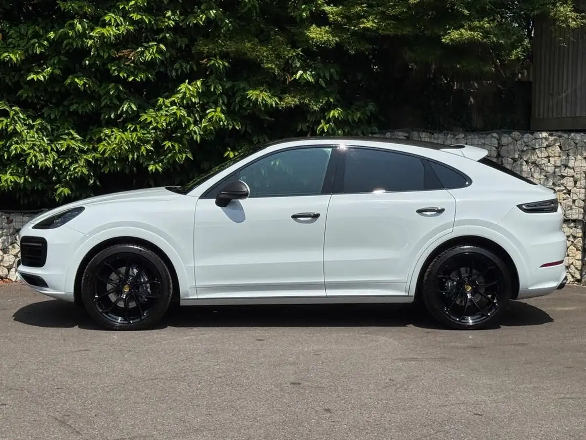 2021-porsche-cayenne-30-v6-coupe-big-7