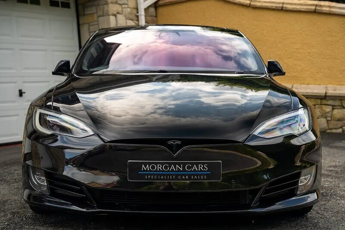 2017-tesla-model-s-e-90d-311kw-big-22