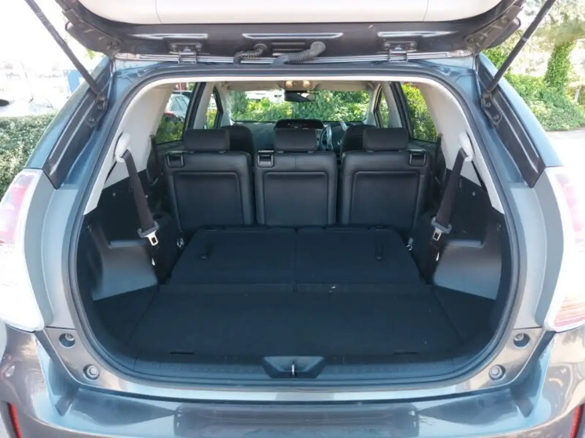 2020-toyota-prius-18-vvt-i-excel-big-7