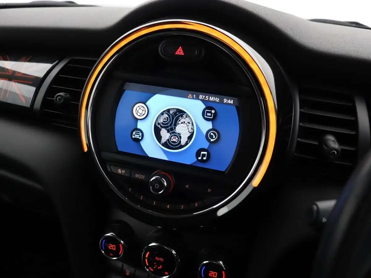 2018-mini-cooper-15-cooper-ss-hatchback-3d-auto-big-24