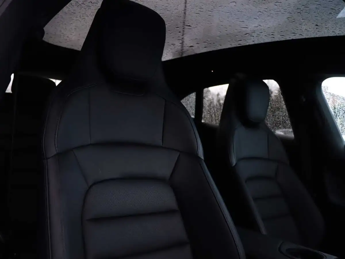 2023-porsche-taycan-e-sport-turismo-476ps-performance-battery-plus-big-7