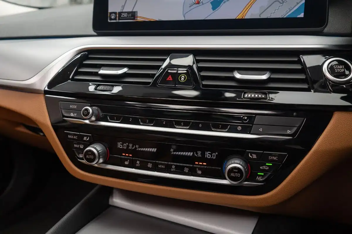 2020-bmw-5-series-20-530e-se-292bhp-saloon-4d-auto-big-19