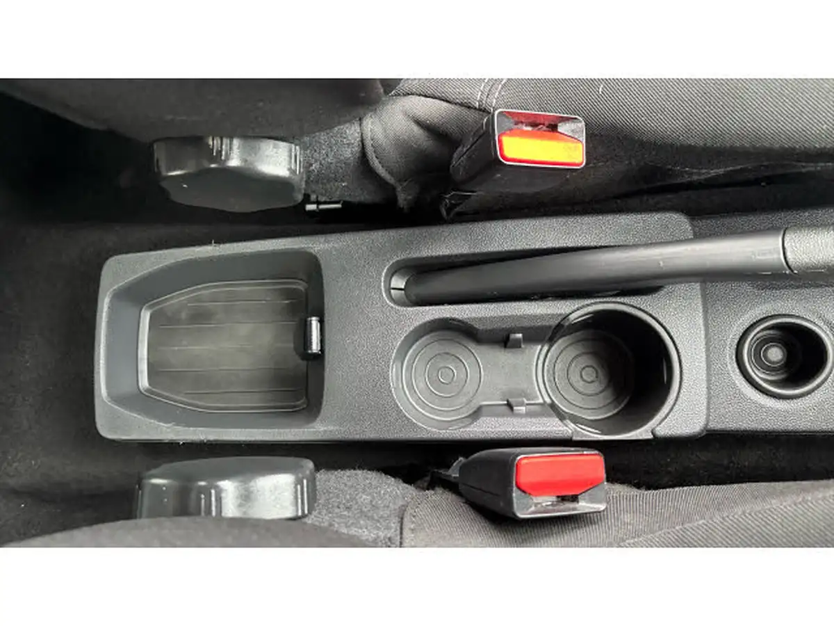 2019-renault-captur-09-tce-iconic-big-40