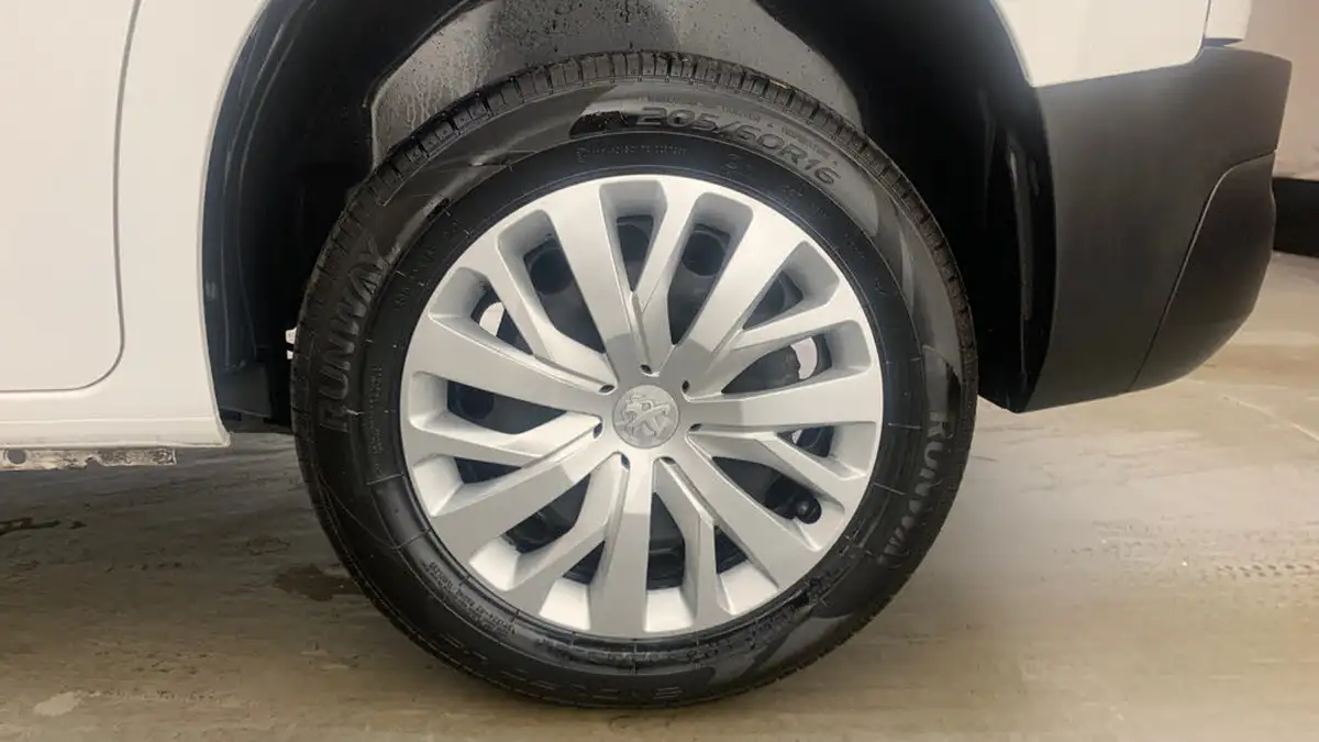 2022-peugeot-partner-15-bluehdi-1000-professional-premium-100pseu6d-big-16