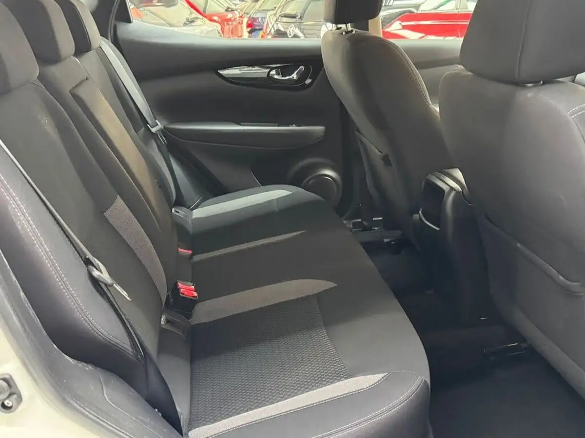 2019-nissan-qashqai-13-dig-t-acenta-premium-160ps-dct-big-19