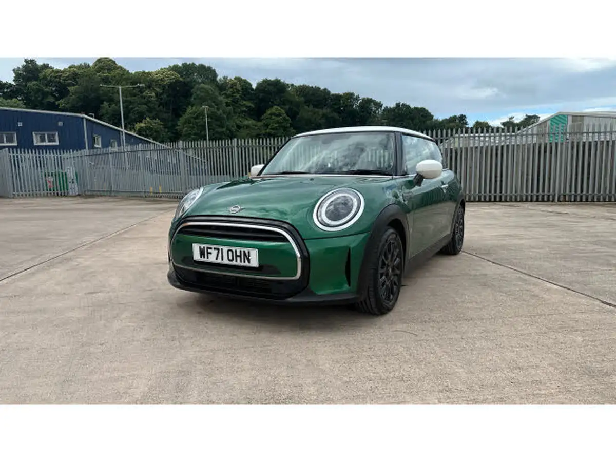 2021-mini-cooper-15-cooper-classic-hatchback-3d-big-23