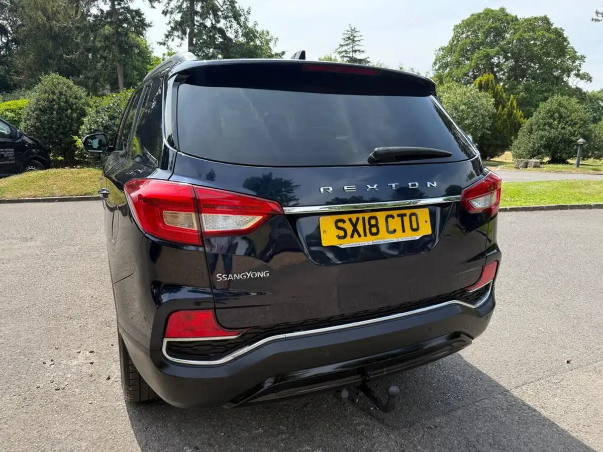 2018-kgm-ssangyong-rexton-22td-ultimate-big-18