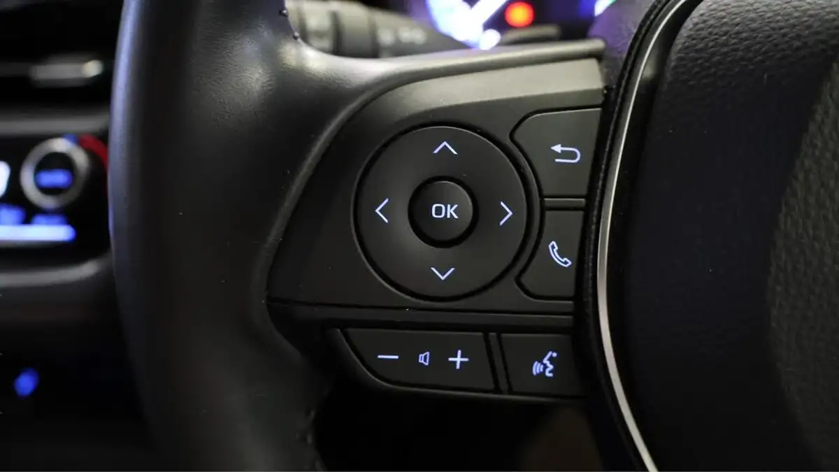 2020-toyota-corolla-20-vvt-i-excel-spare-wheel-touring-sports-big-40