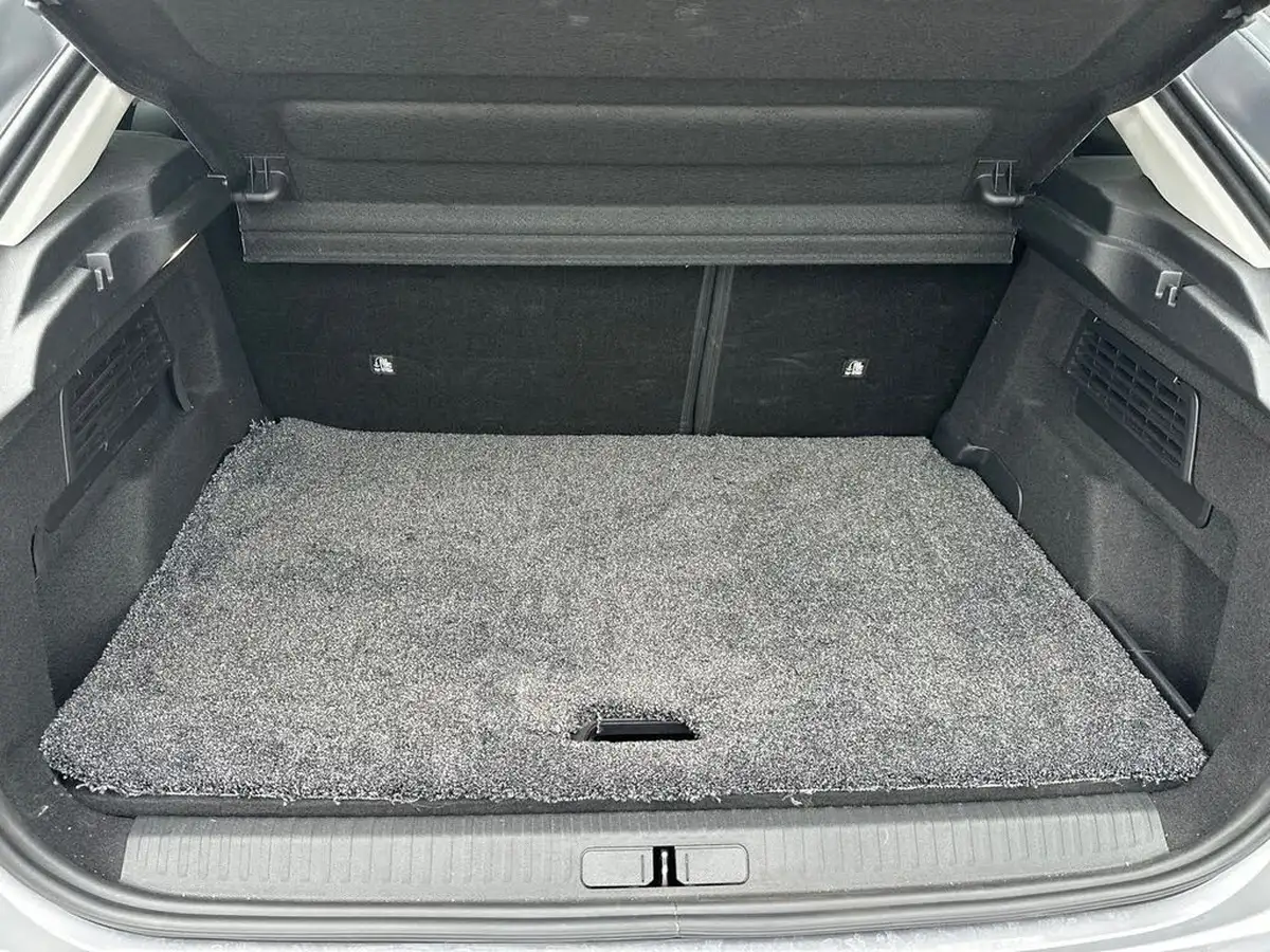 2022-citroen-c4-12-puretech-c-series-edition-big-11